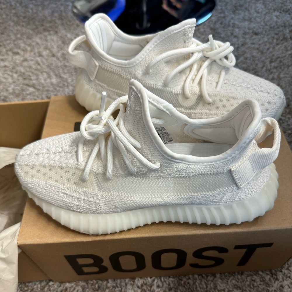 Yeezy in “bone”